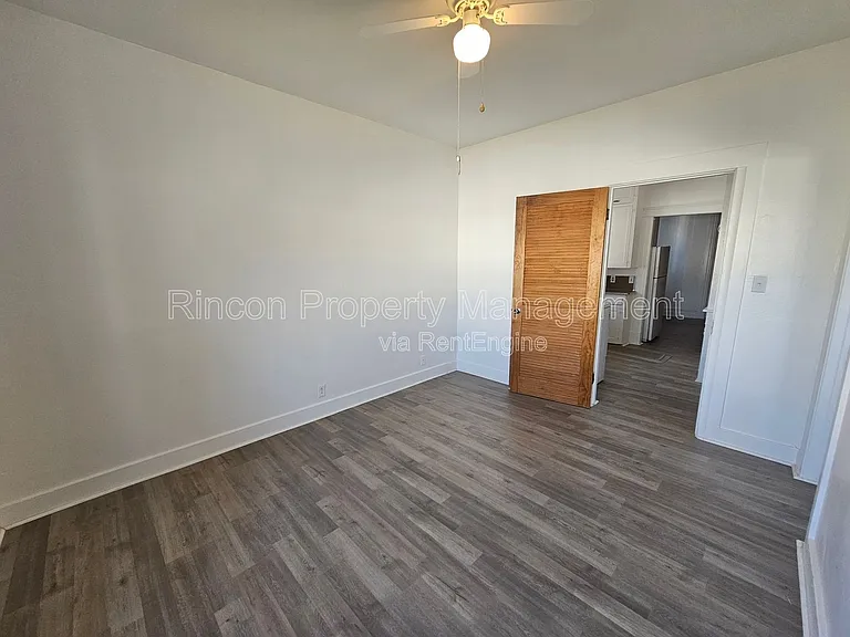 127 S B St #1 — Photo 9