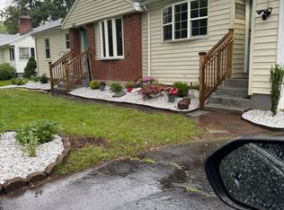 408 Bloomfield Ave #1, West Hartford, CT 06117