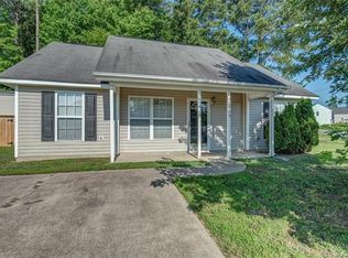 5000 Saint Charles Dr, Dallas, NC 28034