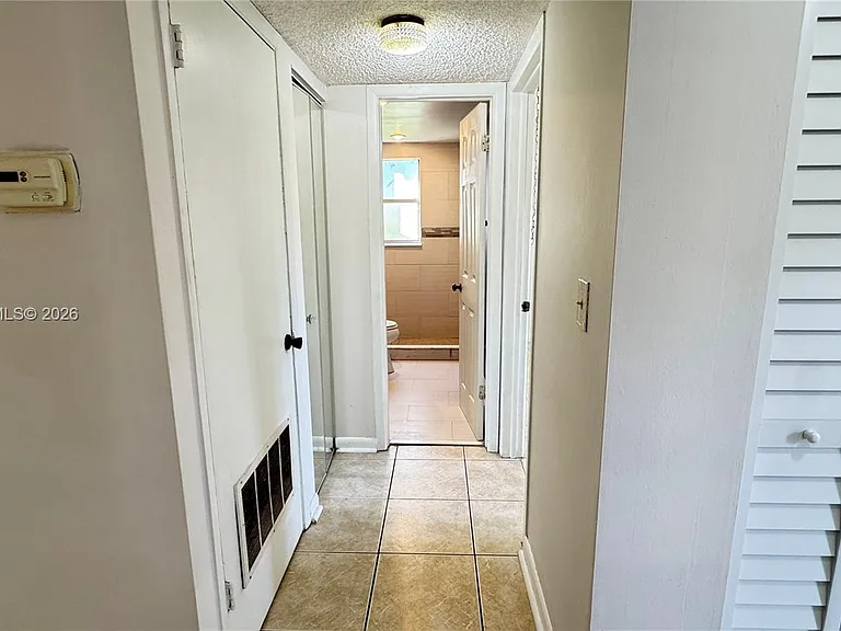 5525 Lakewood Cir N #215 — Photo 5