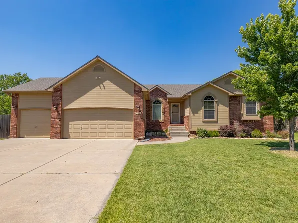 120 E Kodiak St, Kechi, KS 67067