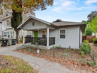 2220 9th St, Sacramento, CA, 95818