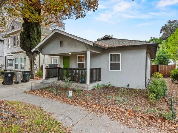 2220 9th St, Sacramento, CA 95818