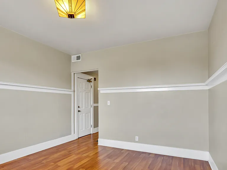 1004 S 12th St #7 — Photo 3