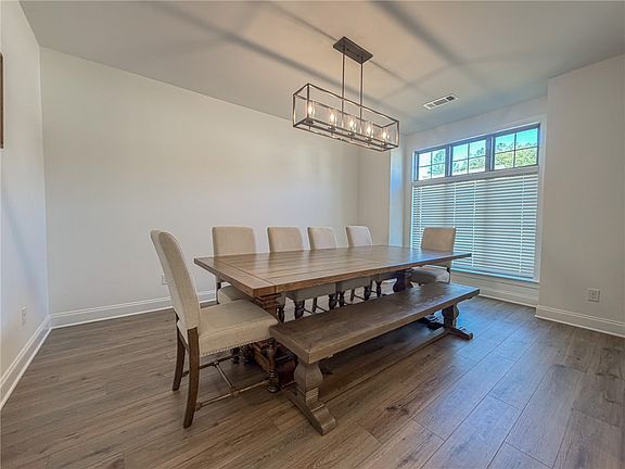 4th image of 2673 Rutland Rd