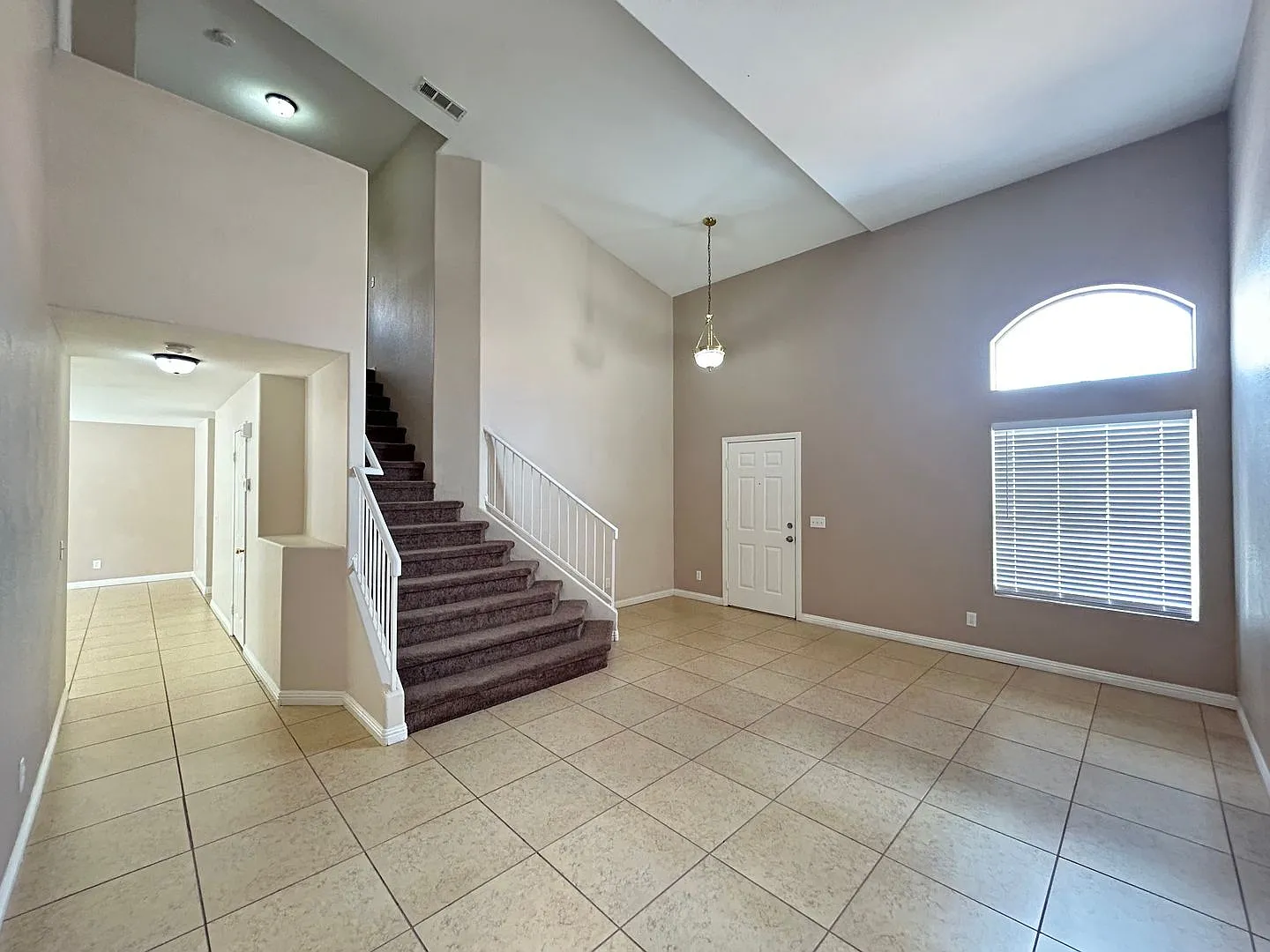 4-Bedroom 3-Bathroom Home in the Southwest! — Photo 2
