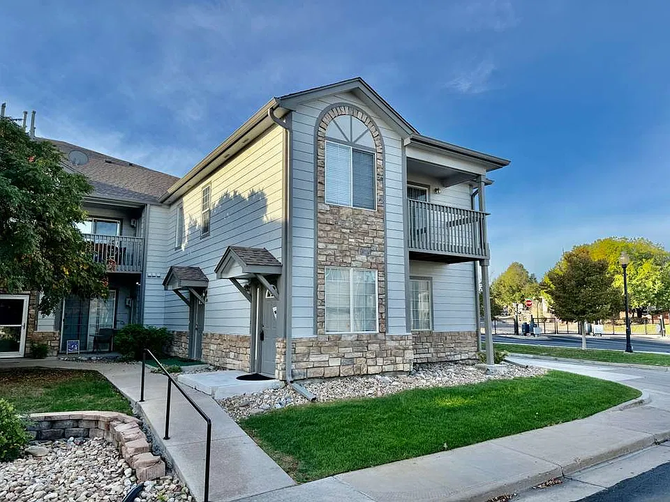 3242 E 103rd Dr #607