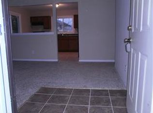 512 Hickok Ave, University Park, IL 60484