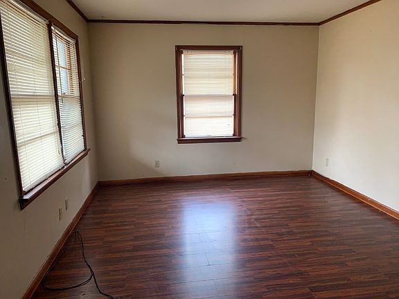 4th image of 1207 W Matthews Ave #0