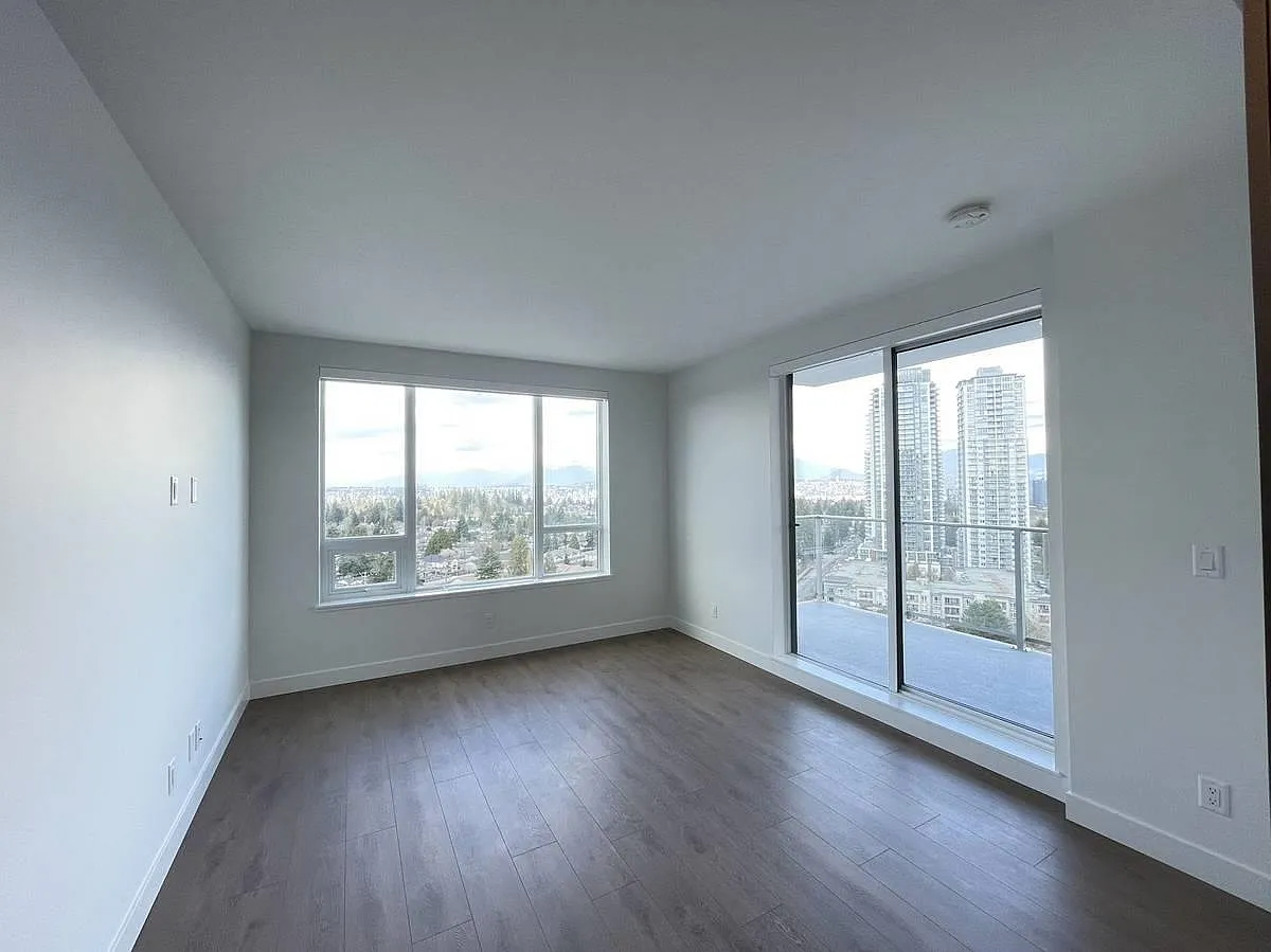 2 bed, 830 sqft, $2,300 — Photo 3