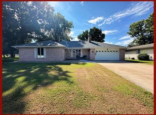 1806 Cottage Grove Pl, Kirksville, MO 63501
