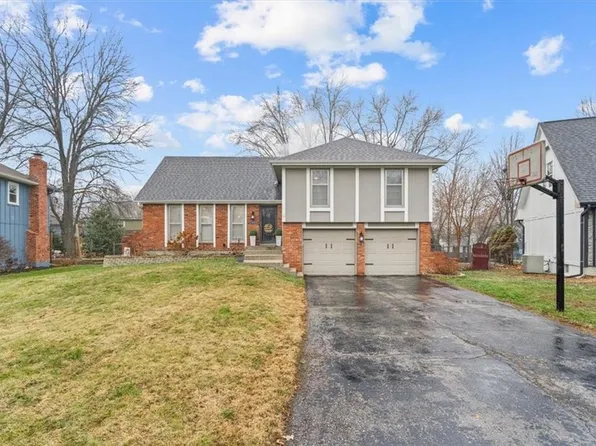 12405 W 100th Pl, Lenexa, KS 66215