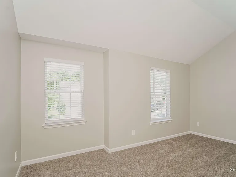 5930 Brookfield Pointe Dr — Photo 9