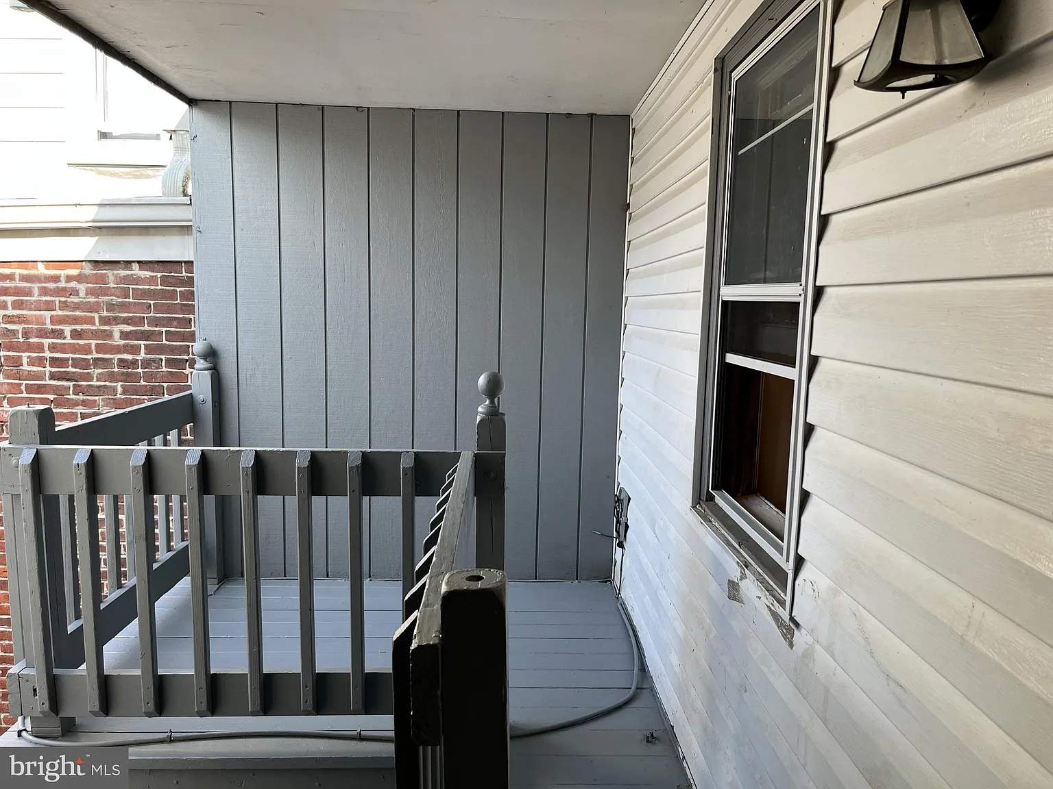 2 bed, 1.0 bath, 700 sqft, $1,100 — Photo 2