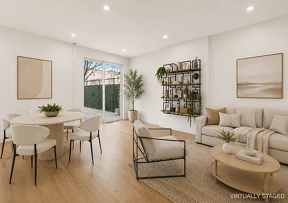 Living room, photo 1