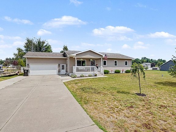 2nd image of 18986 Serenity Dr