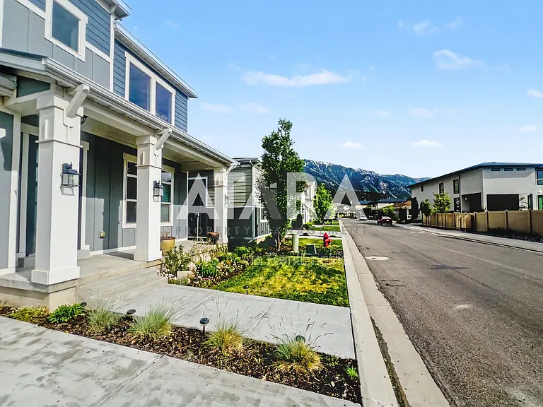 9167 S Galette Ln — Photo 67