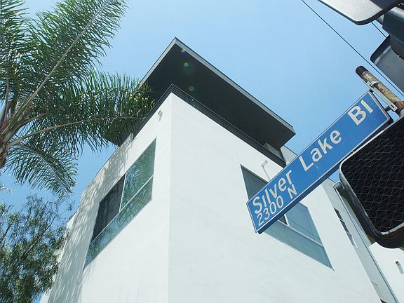 2nd image of 2399 N Silver Lake Blvd #17