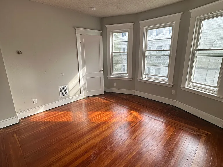 529 Dixwell Ave #1 — Photo 14