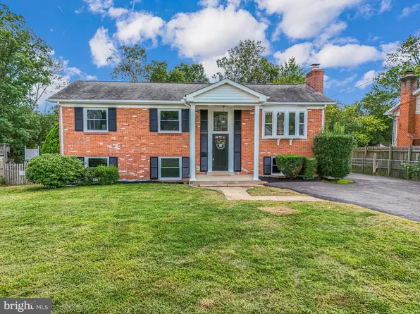 9945 Portsmouth Rd, Manassas, VA 20109