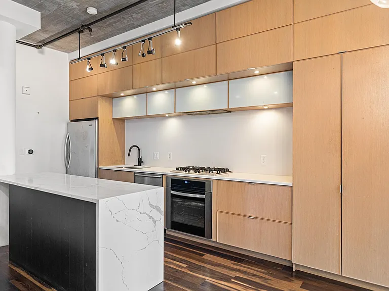 1515 15th St NW #201 — Photo 7