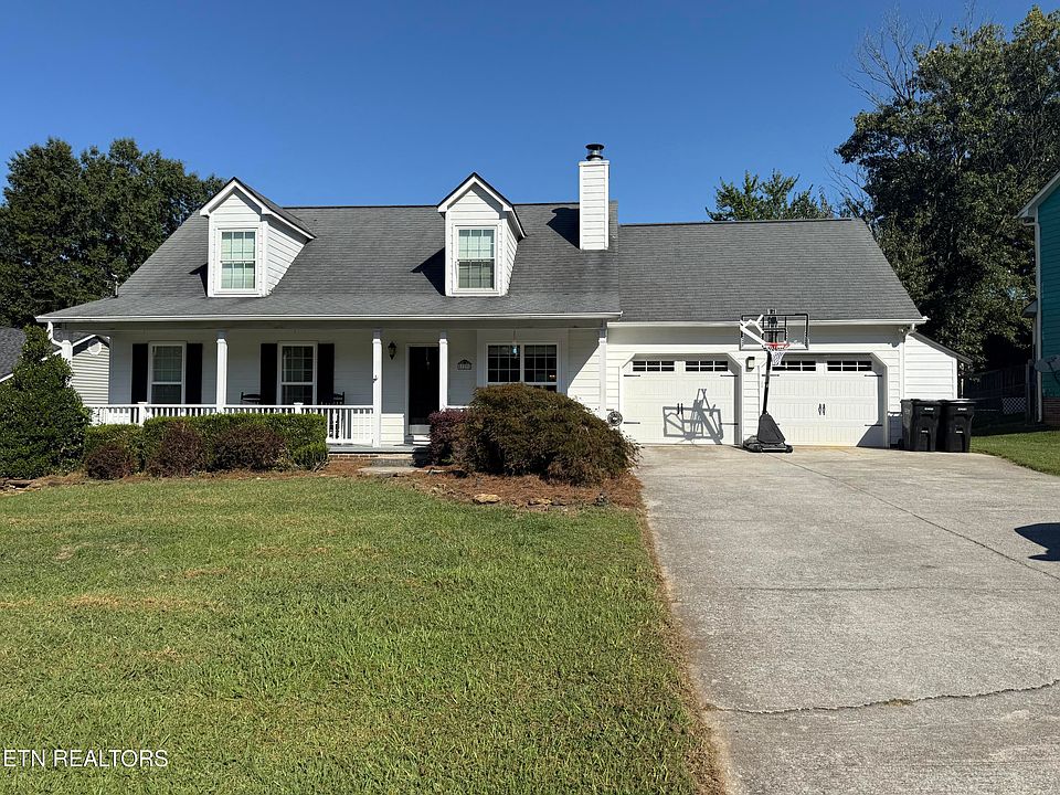 1st image of 729 Summerdale Dr