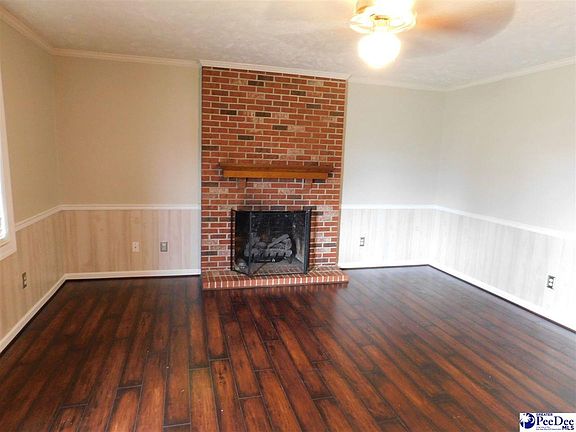 4th image of 934 Kirby Farm Dr