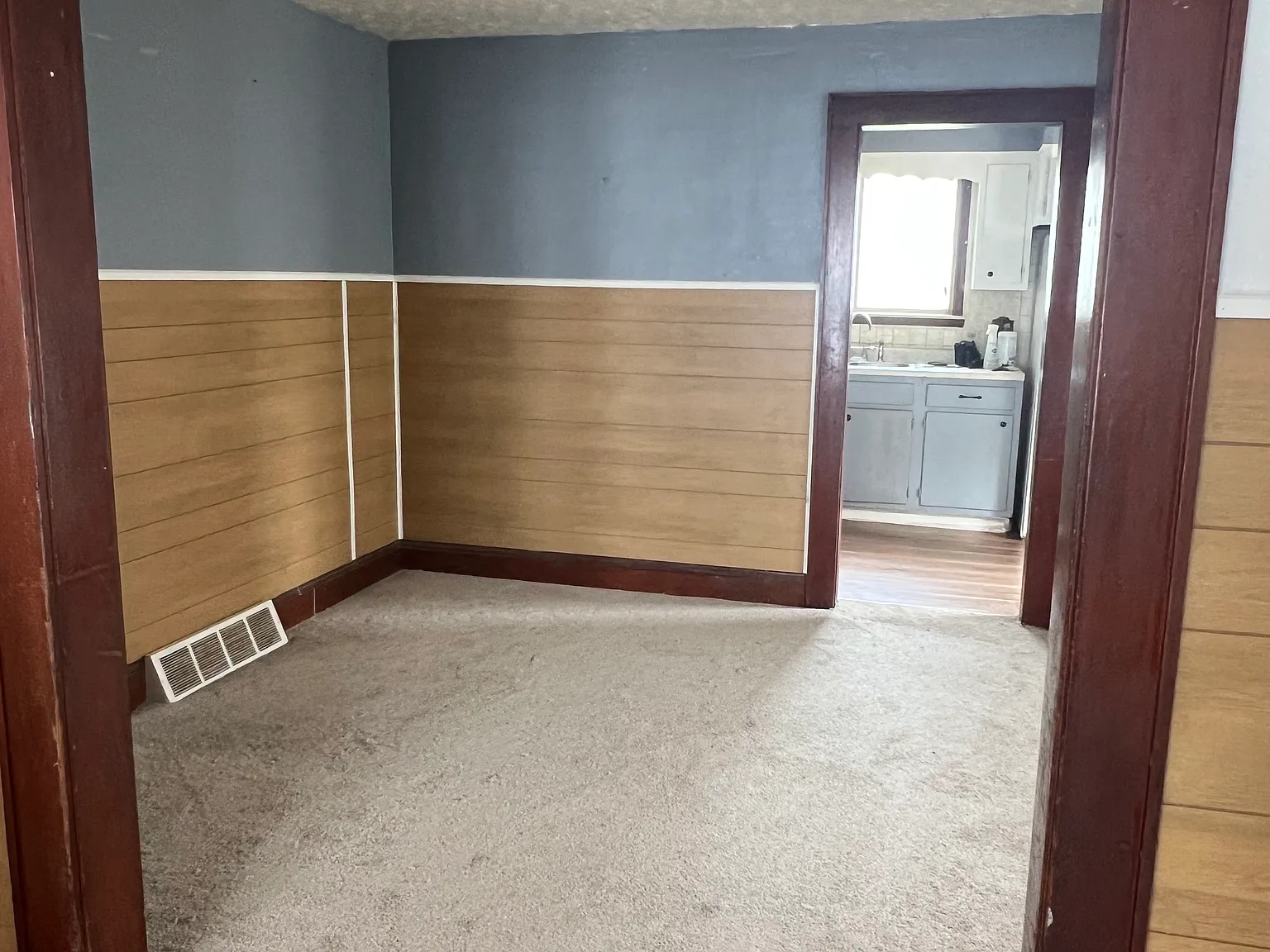 2 bed, 944 sqft, $875 — Photo 3