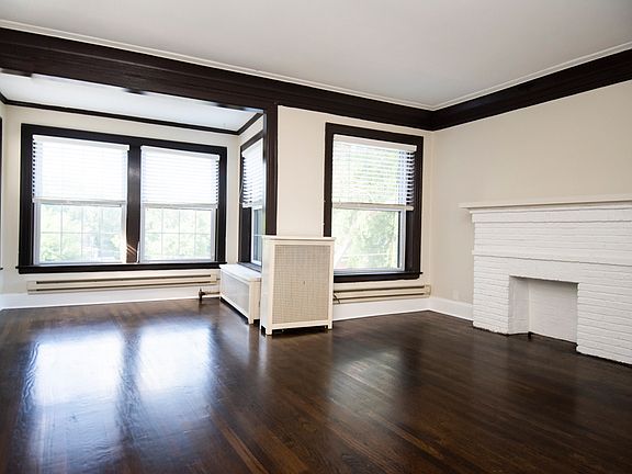 5th image of 312 Lee St APT 3