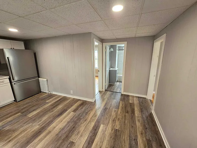 68 Northern Ave — Photo 2