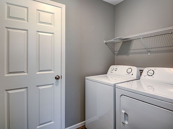 5th image of 1657B Gunston Dr
