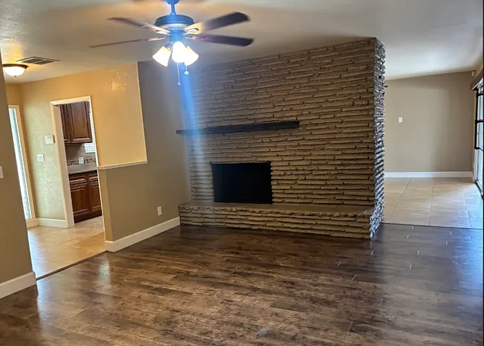 1012 Lakewood Ave — Photo 5