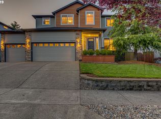 13475 SE Kisor Ct, Happy Valley, OR 97086
