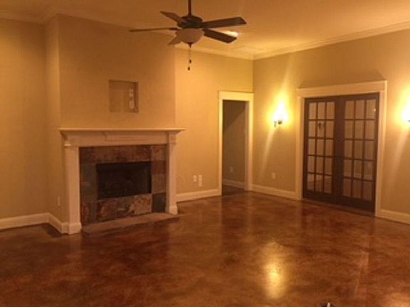 5th image of 1937 Lindentree Dr