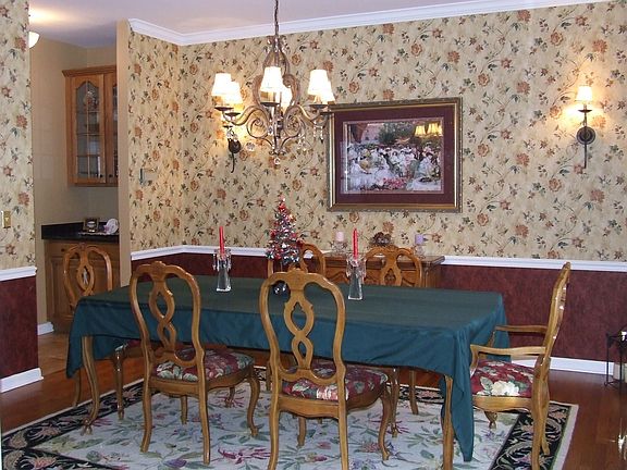3rd image of 7206 Saddle Oaks Dr
