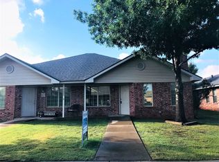 3209 110th St UNIT B, Lubbock, TX 79423