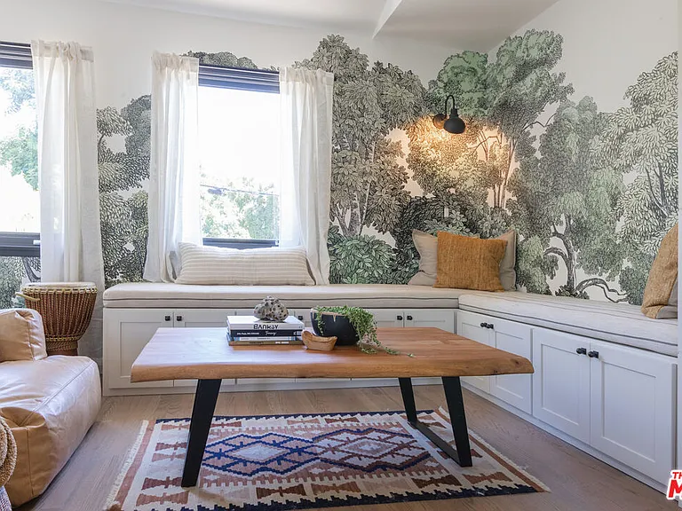 3240 Tilden Ave — Photo 27