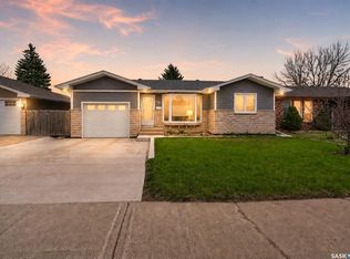 1380 Regal Cres, Moose Jaw, SK S6H7S2