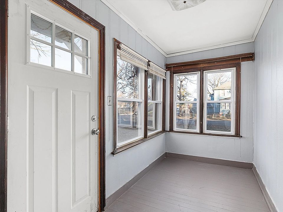 424 N Briggs St, Joliet, IL 60432 Zillow