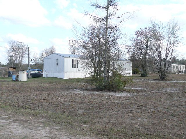 2nd image of 21041 Raybon Rd E