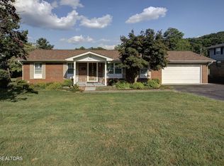 3726 Cherrylog Rd, Knoxville, TN 37921