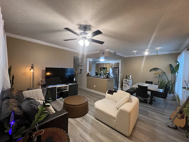 5800 W Sample Rd #105 — Photo 8