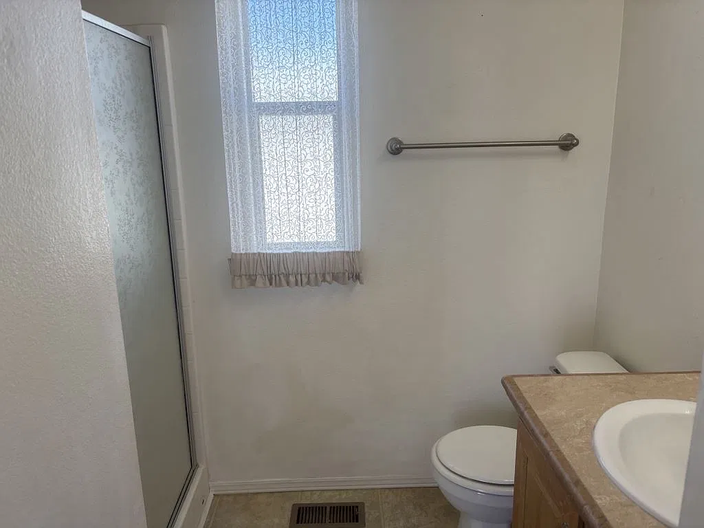 2 bed, 2.0 bath, 792 sqft, $1,248 — Photo 3