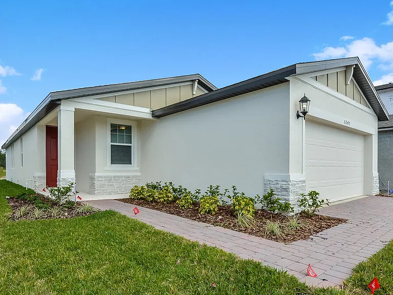 5247 Meredrew Ln — Photo 3