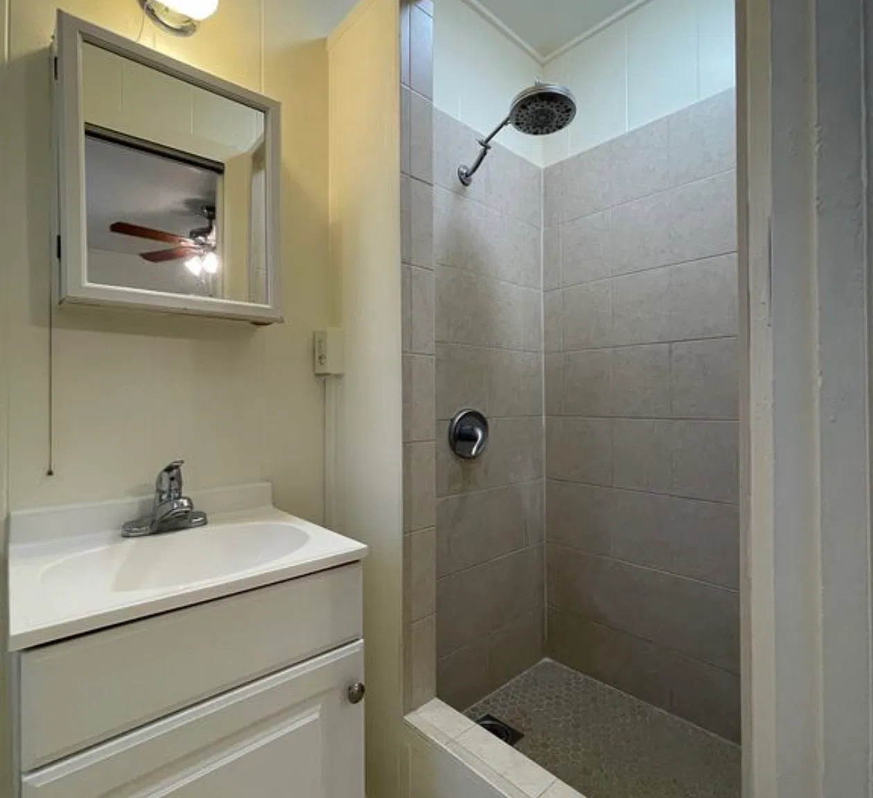 1 bed, 450 sqft, $1,545 — Photo 4