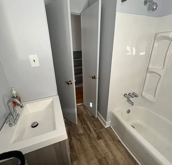 2313 Elbon Dr — Photo 2