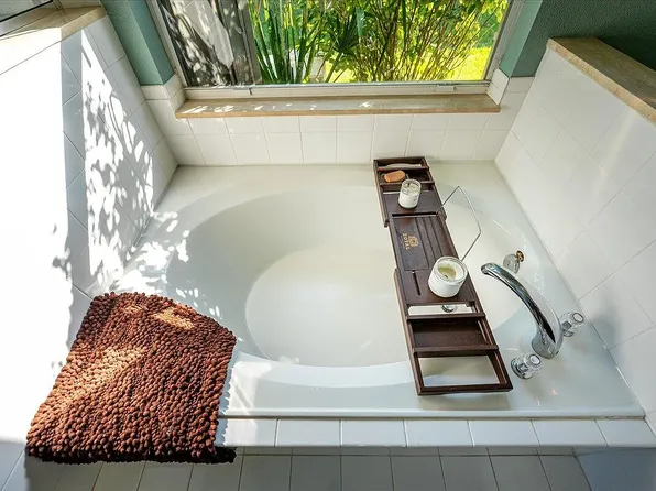 702 SW Haas Ave, Port Saint Lucie, FL 34953