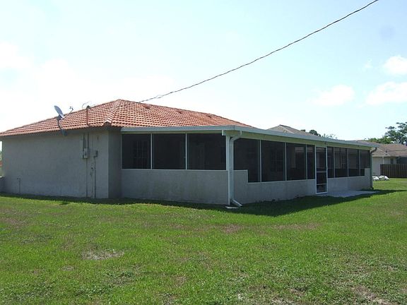 2nd image of 1902 SW Dorado Ln