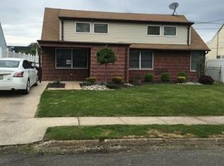 78 Sycamore St, Carteret, NJ 07008