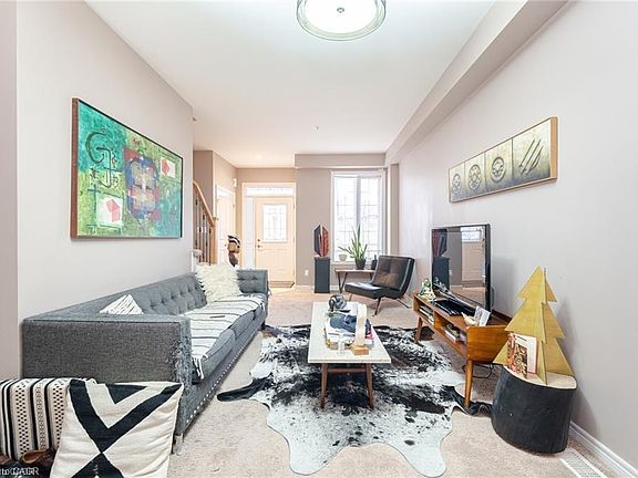 5th image of 7 Glory Hill Rd